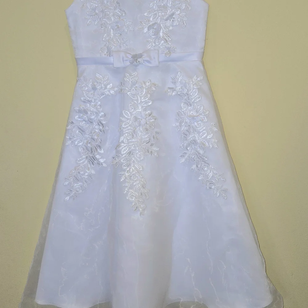 Bonnie Jean White Floral Embroidered Dress First Communion Flower Girl Dress